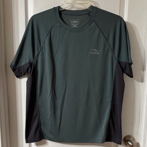 L.L. Bean Men's Rash Guard - Dark Green and Black